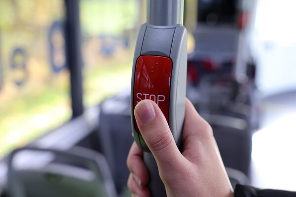 Haltewunschtaste im Bus 